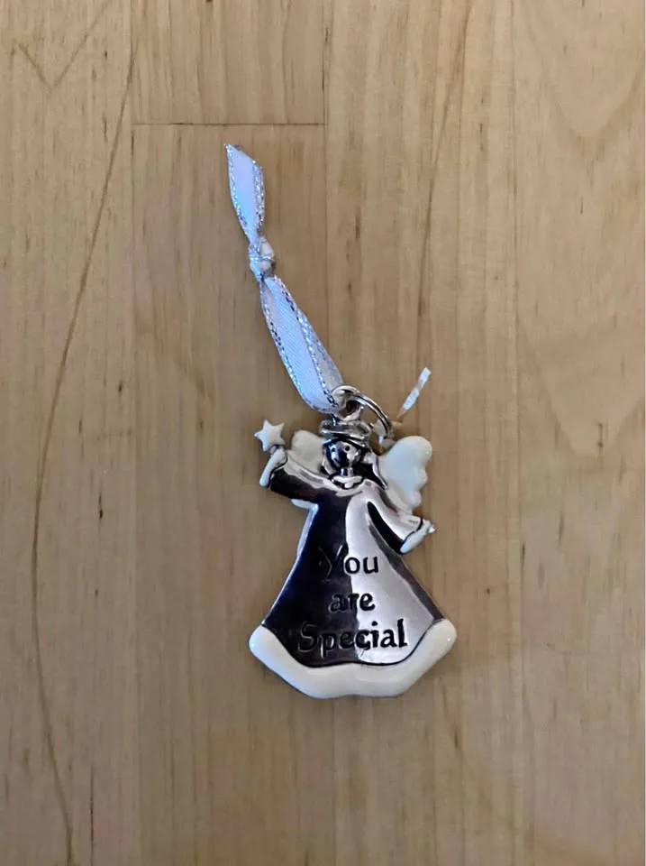 Angel ornament thumbnail