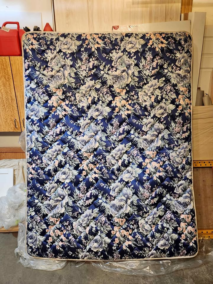 Queen mattress