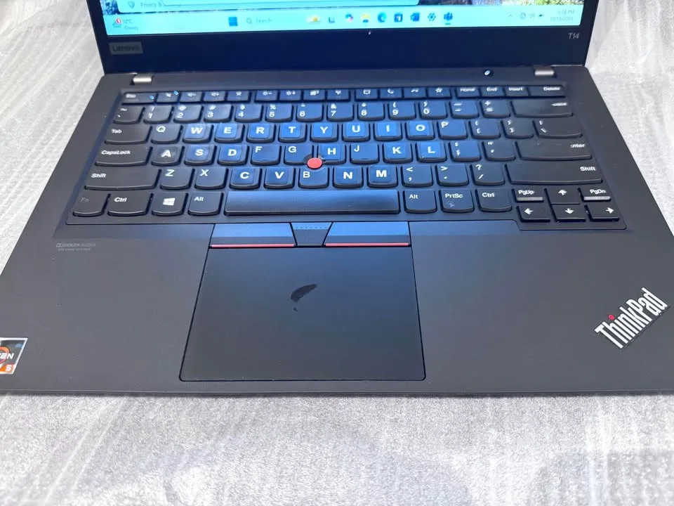 $199 Lenovo T14-Ryzen Six Core 8/256GB. Win 11. image indicator(4)