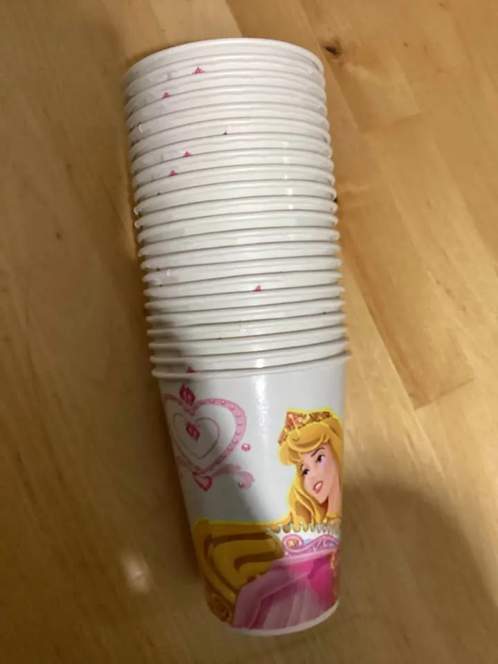 Disney throwaway cups thumbnail