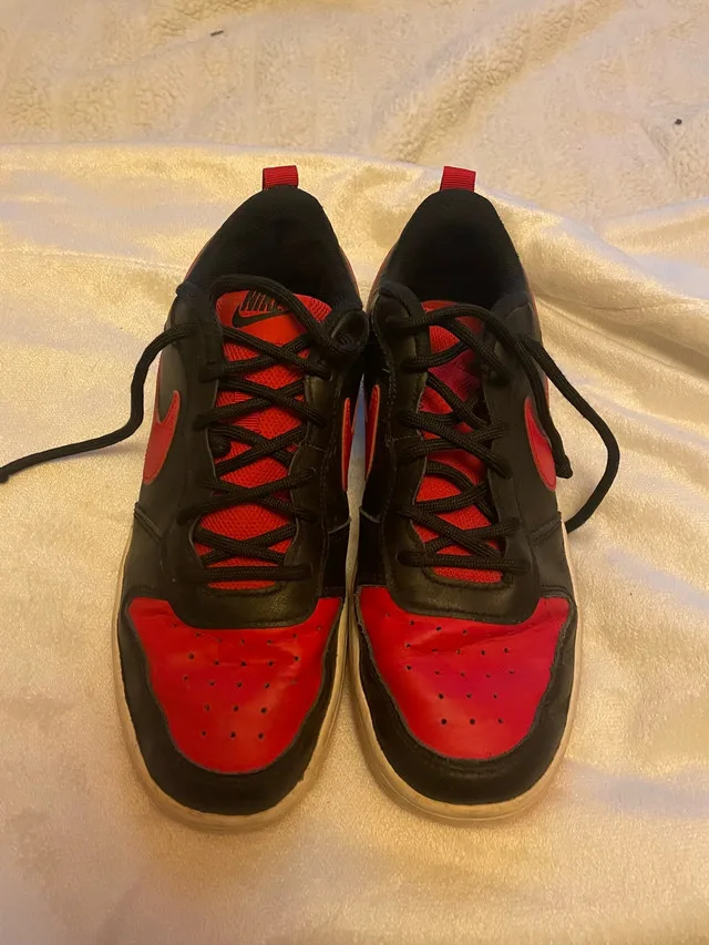 Red Nike Shoes Size 7 youth thumbnail