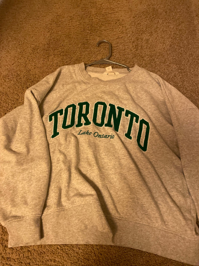 H&M Crew Neck Medium