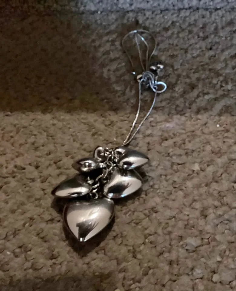Heart necklace and flip flop necklace thumbnail