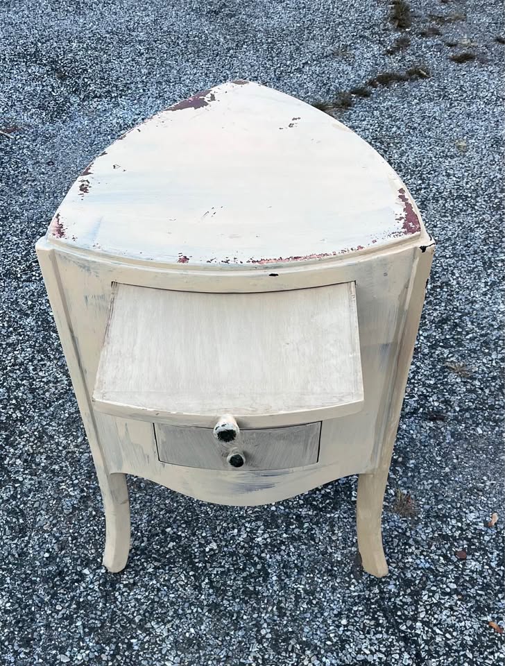 MCM Corner Table - photo 2
