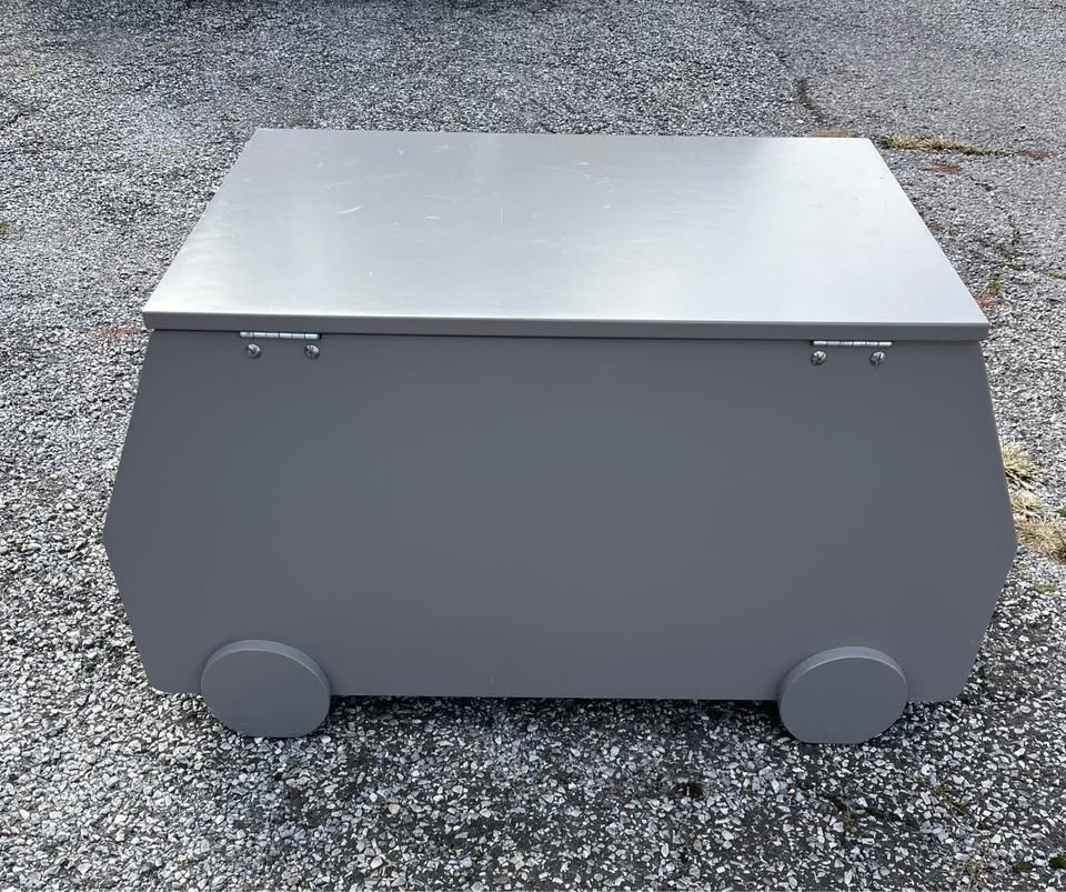 Delta Children Metro Toy Box in Classic Grey - photo 2