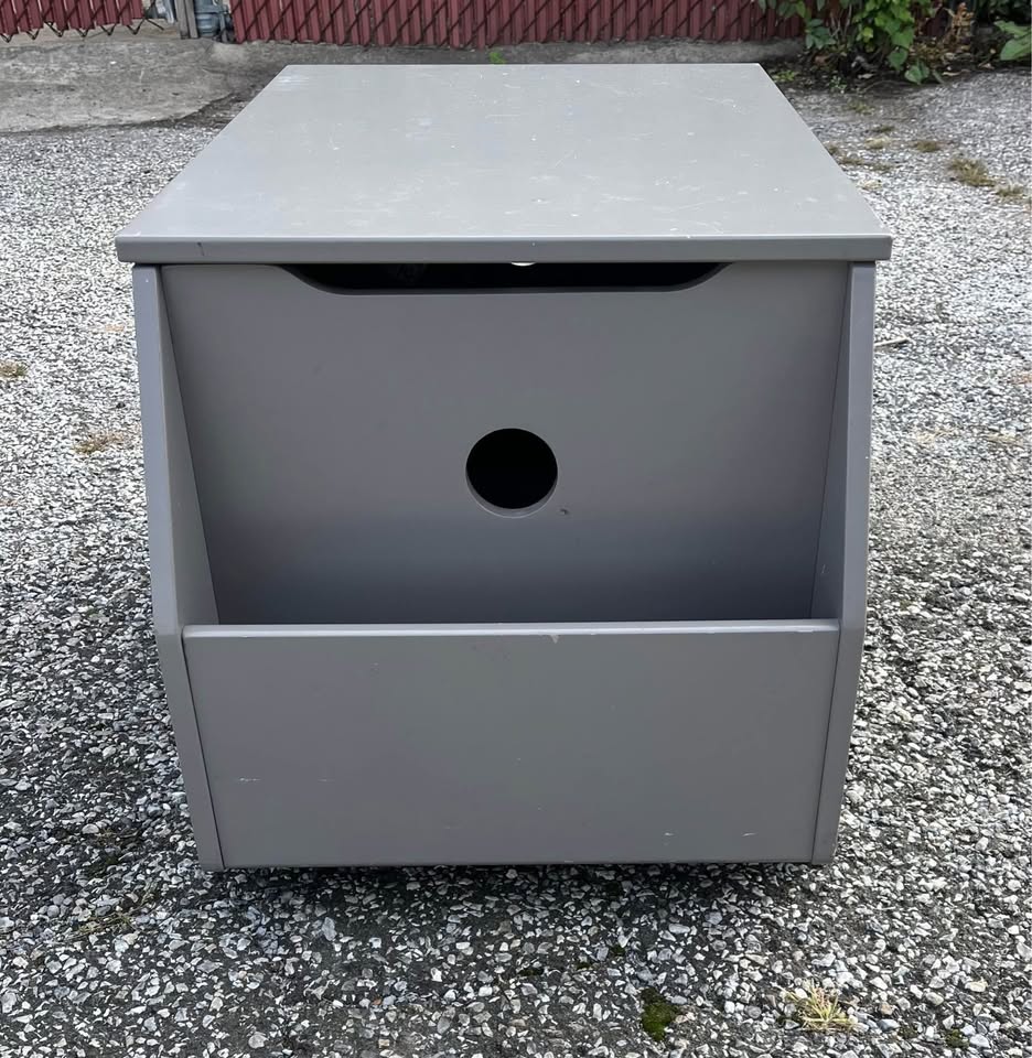 Delta Children Metro Toy Box in Classic Grey - photo 4