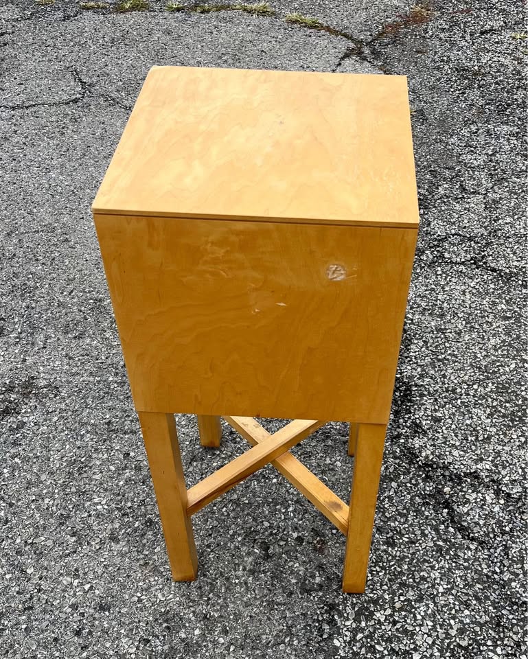 Small Cabinet/ Table - photo 2