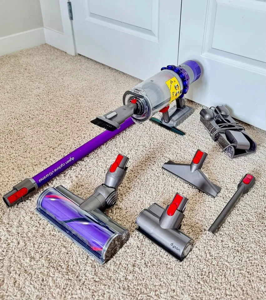 Dyson V10 Animal - Dyson Cordless Vacuum Cleaner image indicator(7)