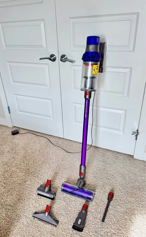 Dyson V10 Animal - Dyson Cordless Vacuum Cleaner image indicator(10)