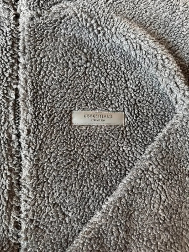 Fear Of God Essentials | SIZE XXS Sherpa Jacket image indicator(2)