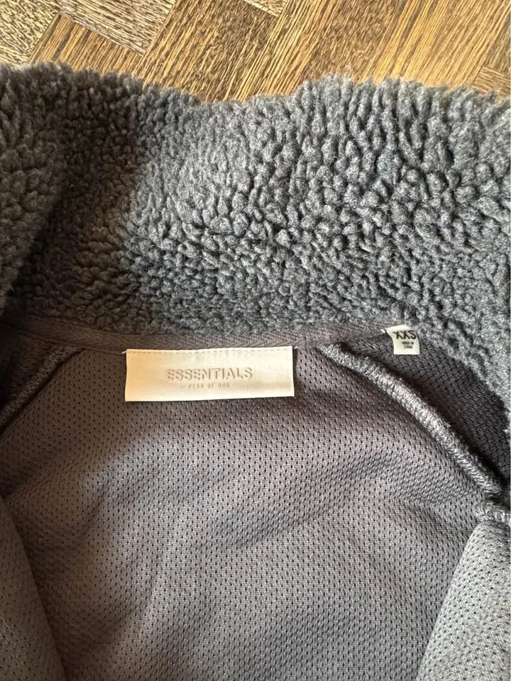 Fear Of God Essentials | SIZE XXS Sherpa Jacket image indicator(3)