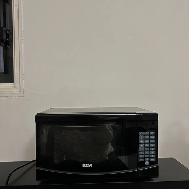 RCA RMW733-black Microwave Oven