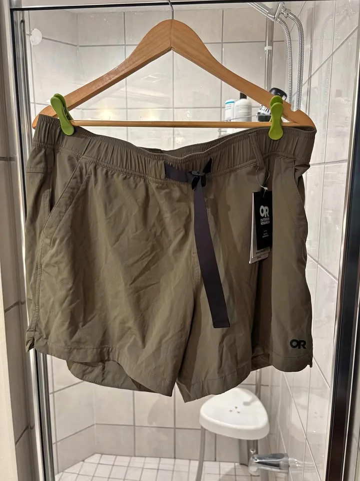 Women's shorts Outdoor Research Ferossi XL brand new