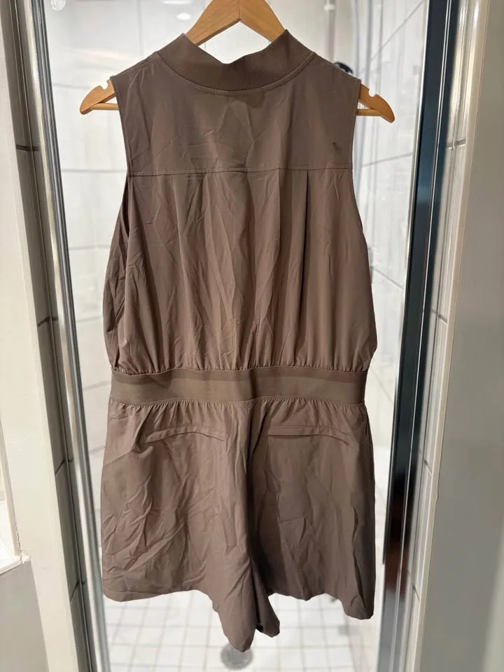 Athleta romper - 16 image indicator(2)