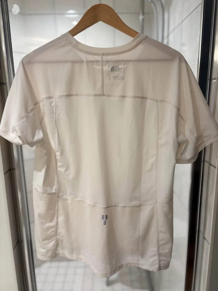 North Face Women's Active running/hiking shirt XL (never worn) image indicator(2)