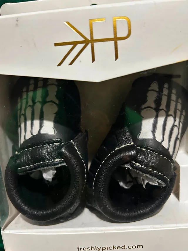 Baby Moccasins for Halloween image indicator(2)