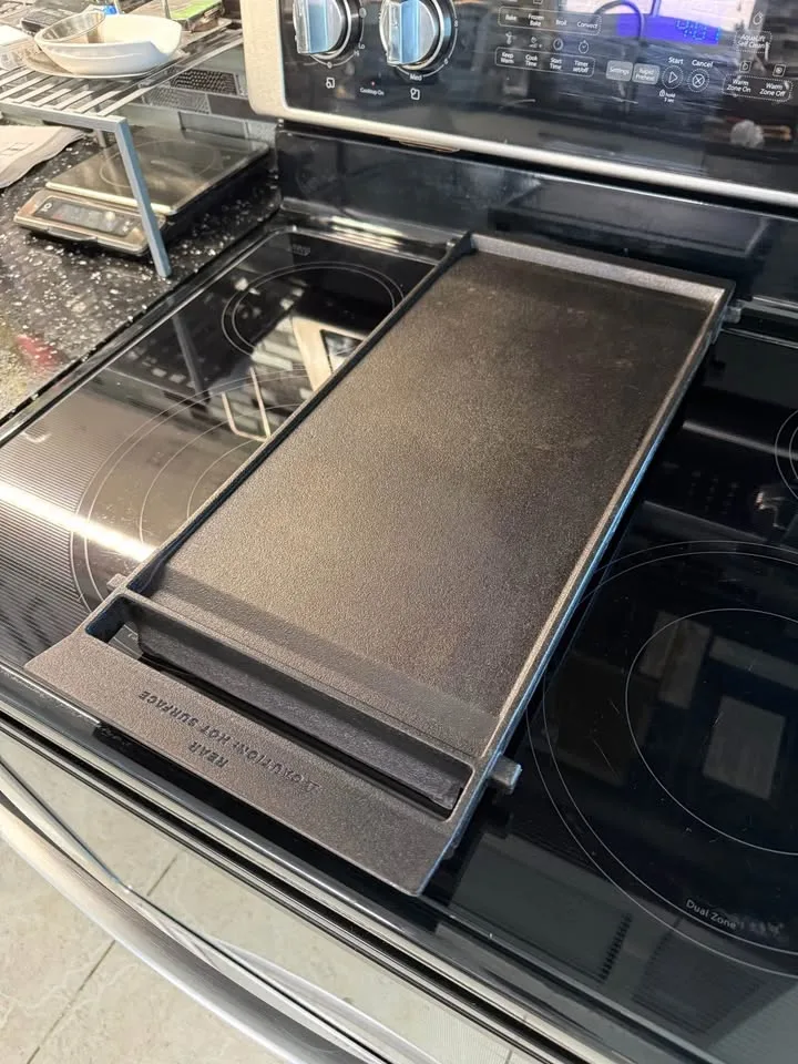 Cast Iron Griddles image indicator(2)