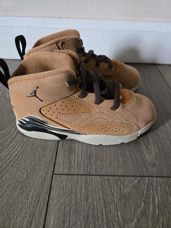 Jordans toddler 10 - photo 2