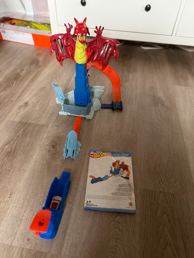 Hot Wheels Dragon Launch Transporter - photo 4