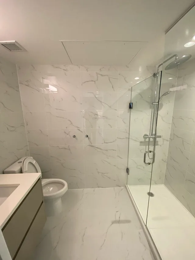 1 BED 1 BATH AVAILABLE NOV 1st image indicator(4)