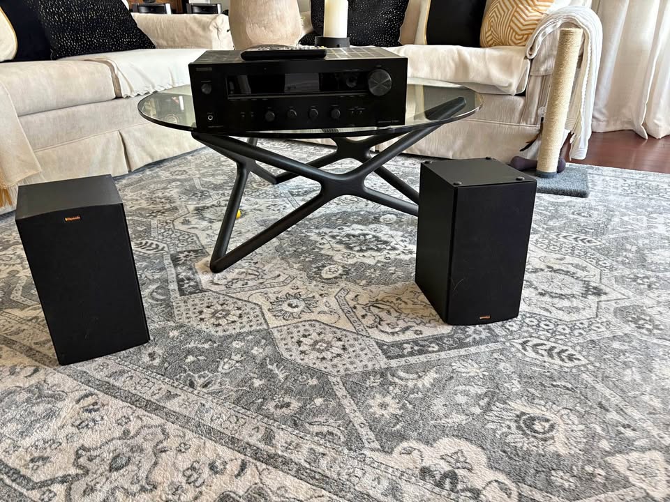Onkyo TX8020 Stereo System with Klipsch R15M Speakers