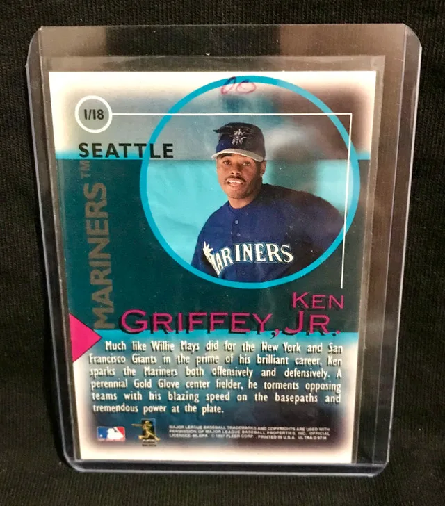 Ken Griffey Jr 1997 Fleer Ultra Fame Game #1 Mariners image indicator(2)