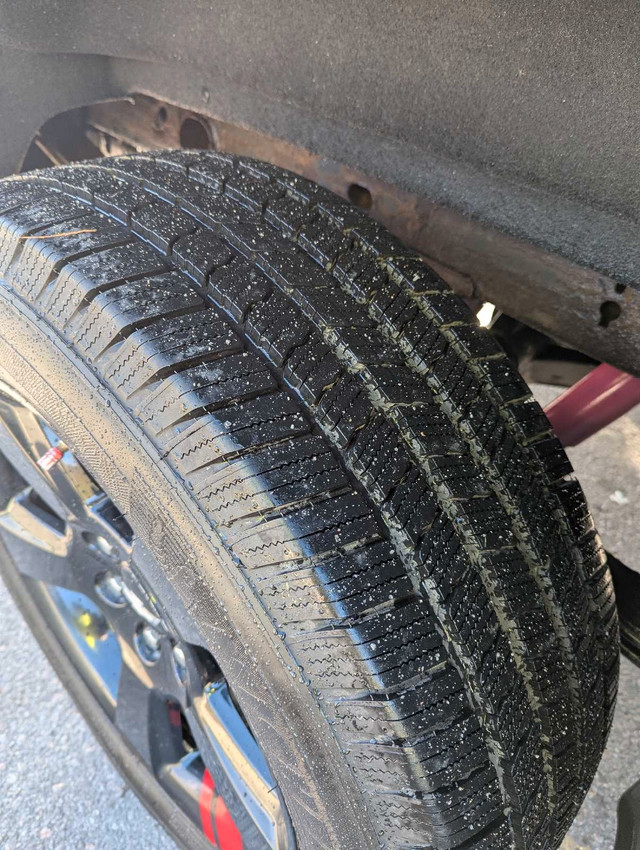 Michelin M/S tires (just the tires) 275/55/20 full set - photo 2