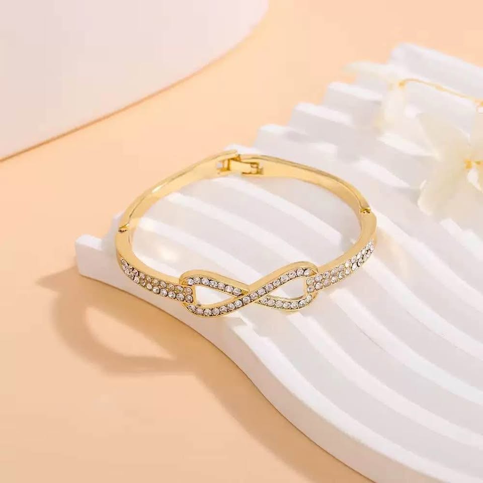 Gold plated Infinity bangle - photo 2
