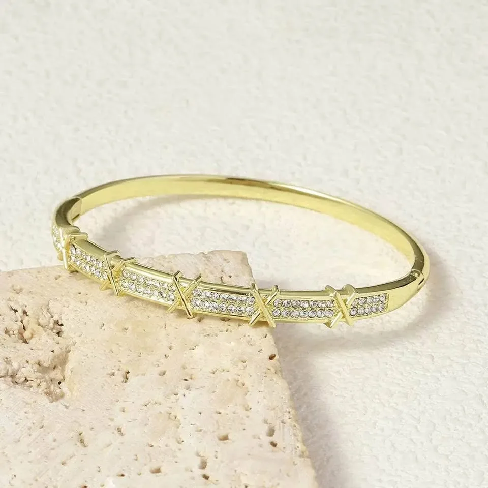 Bangle with crosses and diamonds image indicator(2)
