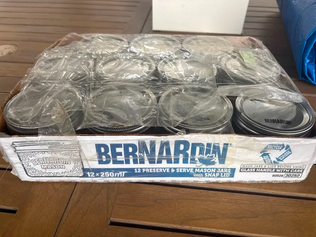 Bernadin Canning Jars 250ml - new - set of 11 image indicator(3)