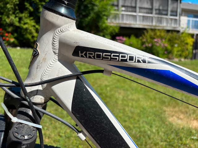 CCM Krossport Men’s Bike with comfort seat - photo 3