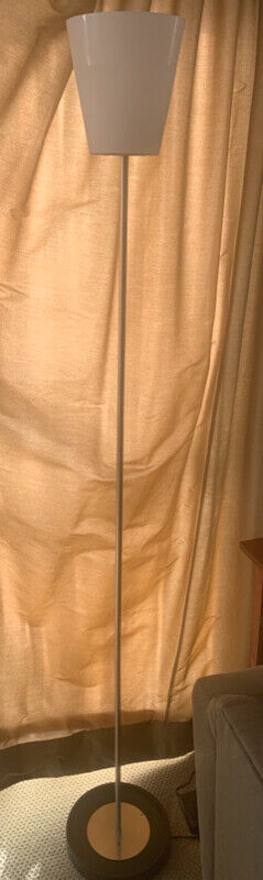Standing Floor Lamp - Stainless w black base/ glass top