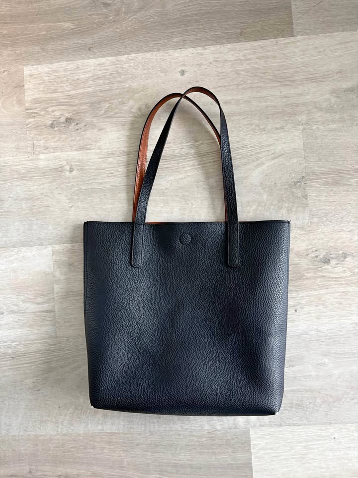 Black Bucket Bag