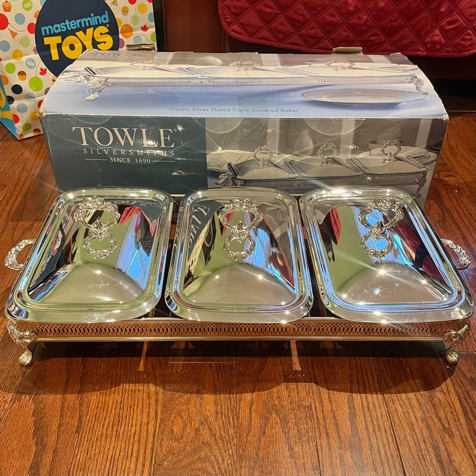 3-Dish Silver Plated Buffet Server with Glass Dishes – Vintage