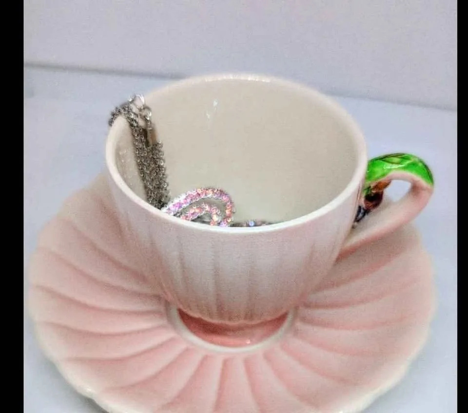 Designer 1970s/80s signed pink  hearts necklace earrings image indicator(9)