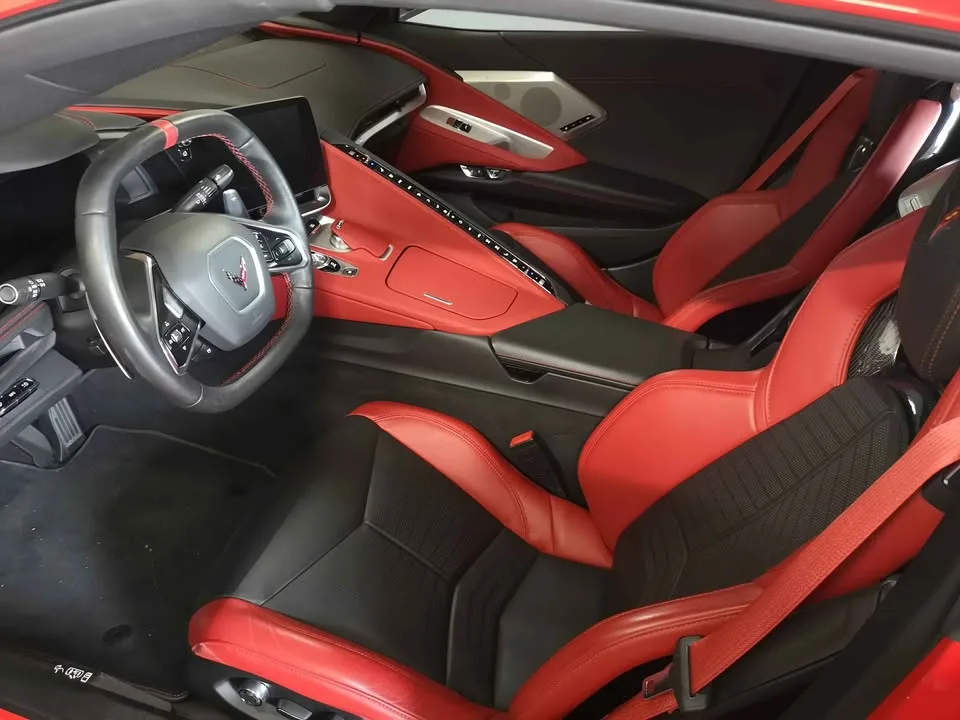 2021 Chevrolet Corvette image indicator(5)