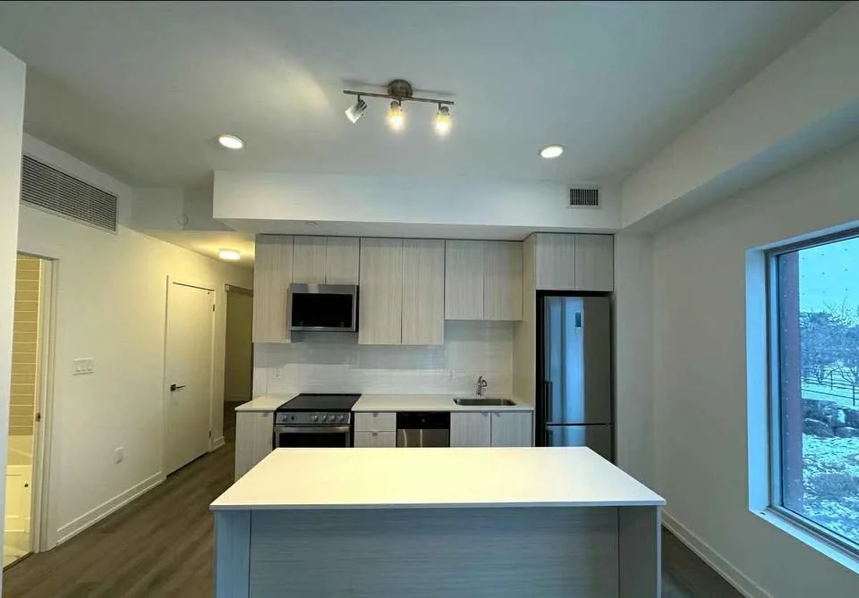 3 Beds 2 Baths - Apartment image indicator(5)