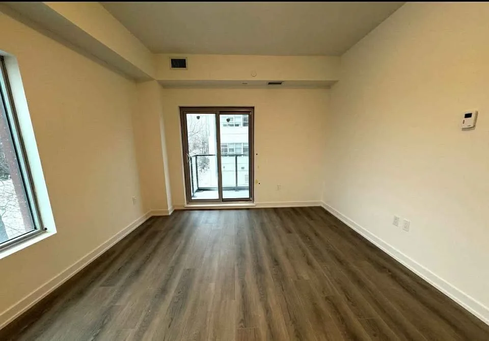 3 Beds 2 Baths - Apartment image indicator(7)