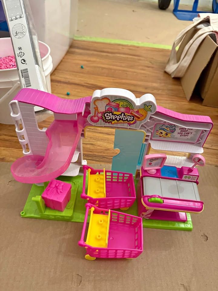Shopkins Grocery Store