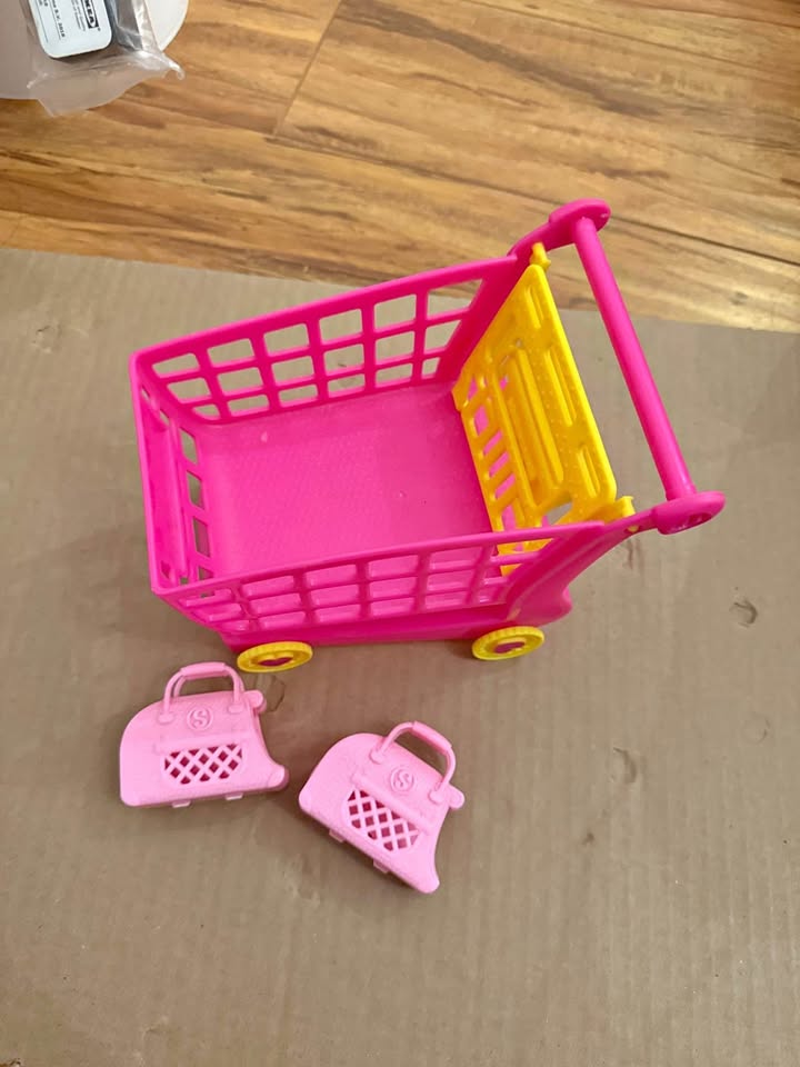 Giant Shopkins Shopping cart+ 2 pet shopkin cages