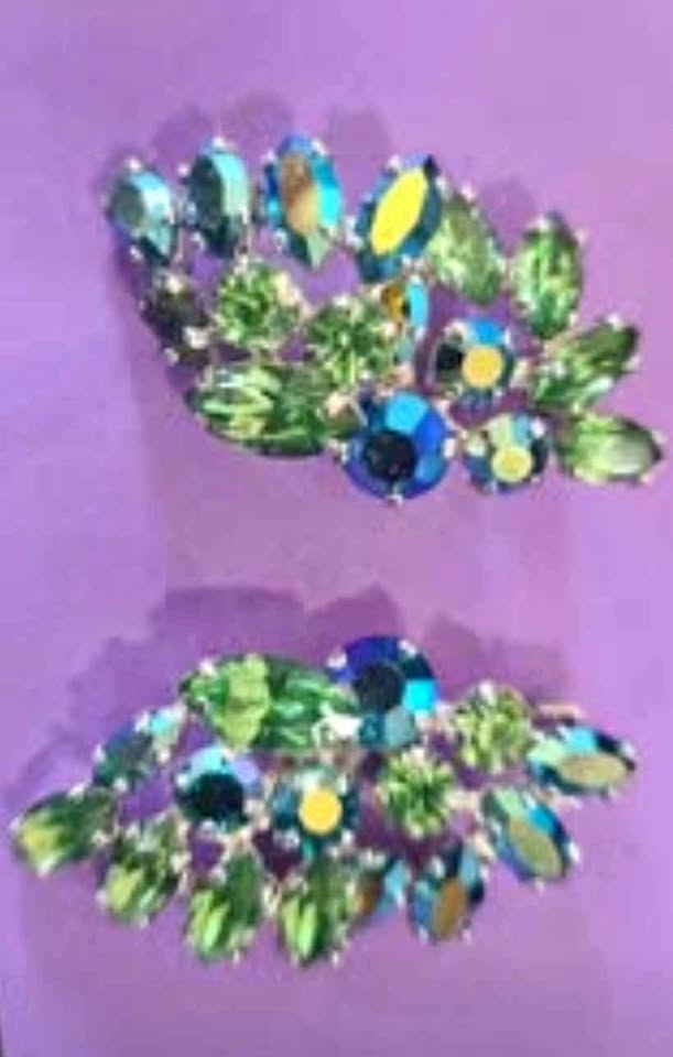 SHERMAN signed Vintage 1940s Swarovski earrings