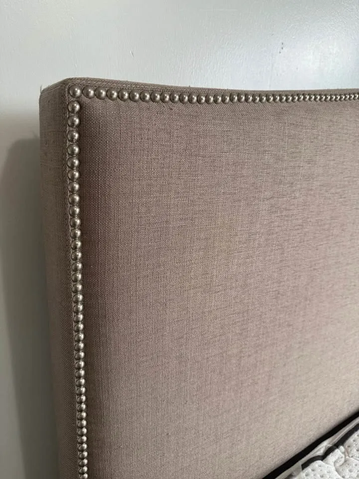 Queen Bed with Upholstered Headboard image indicator(2)