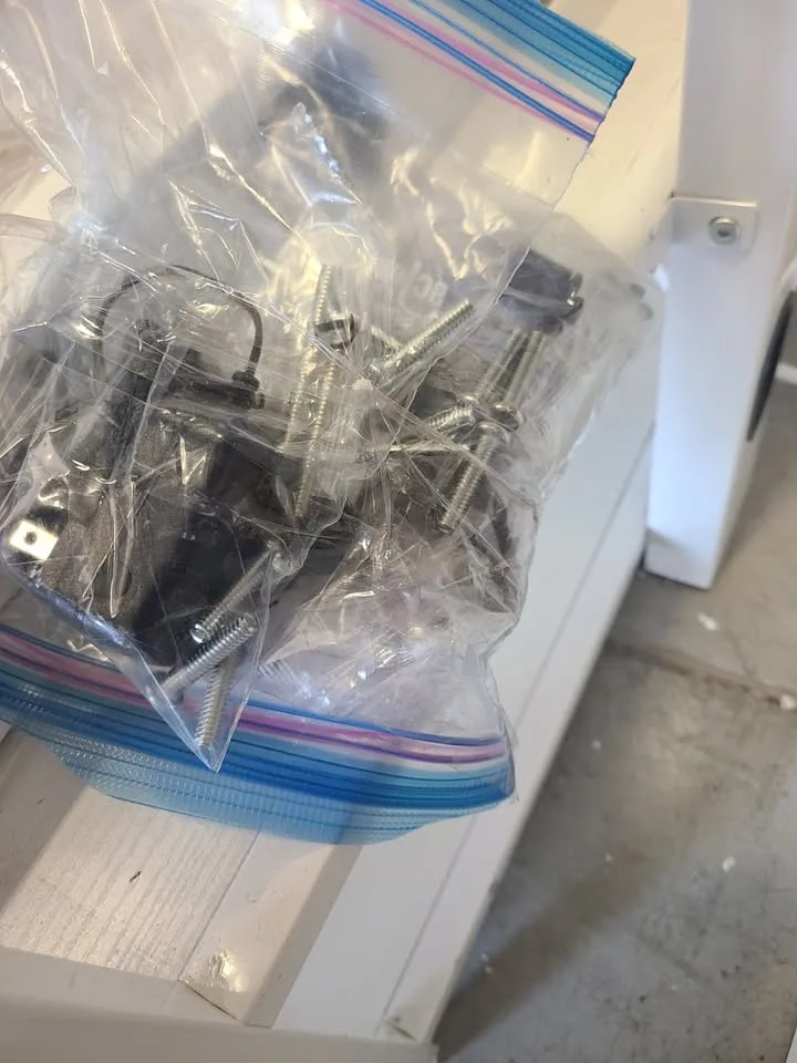 White TV Stand image indicator(3)