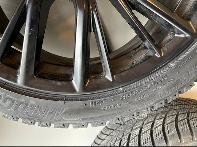 BMW M340i OEM 18” M Performance Rims Bridgestone Blizzak Winter - photo 4