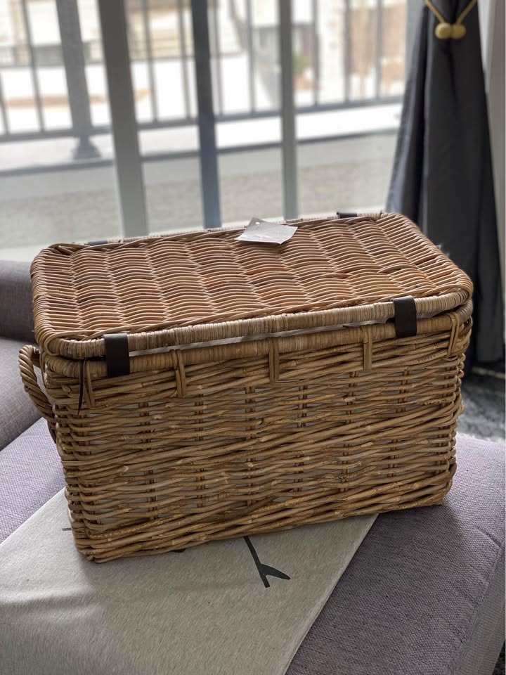 Wicker Basket with Lid - East at Main (Brand) - photo 3