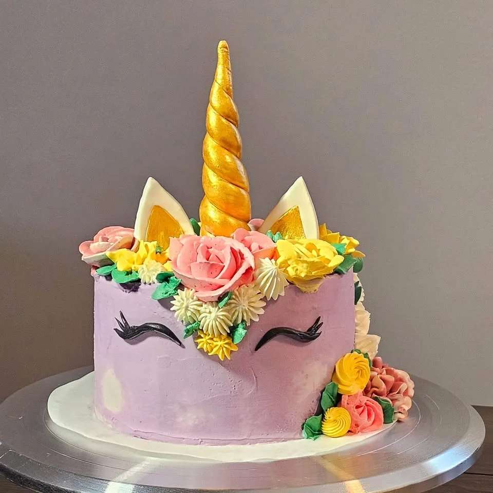 Custom Cakes, Bento cakes and cupcakes image indicator(7)