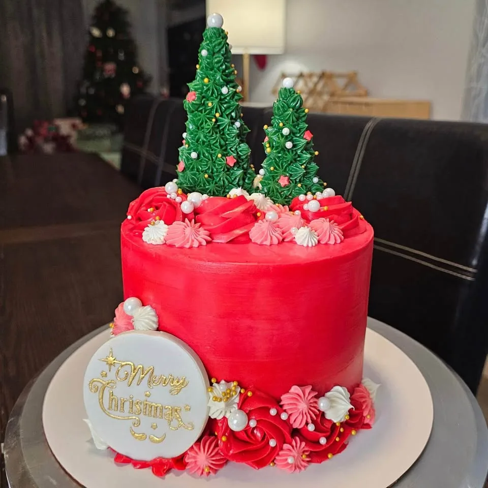 Custom Cakes, Bento cakes and cupcakes image indicator(9)