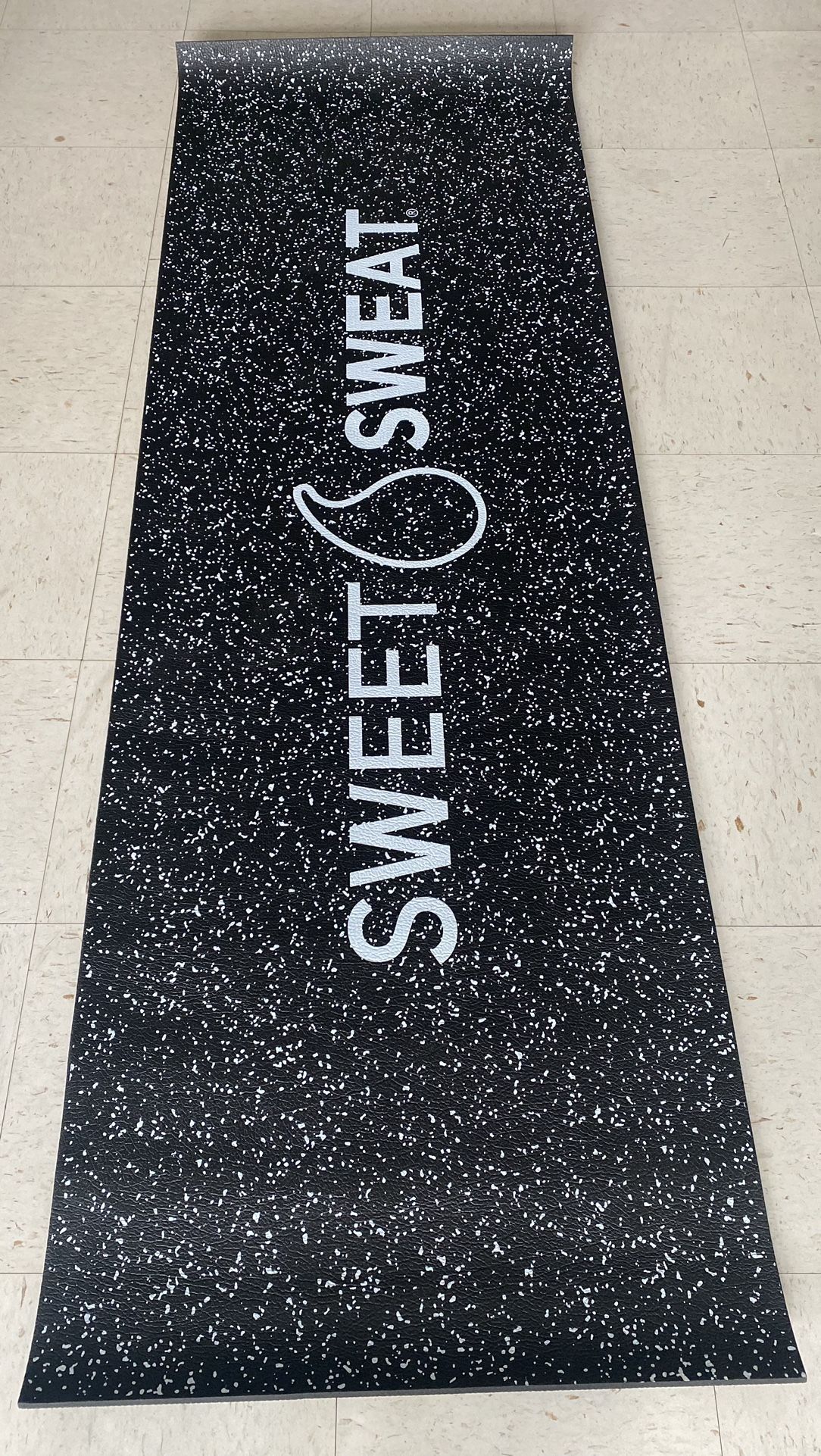 Sweet Swear Reversible Thick Yoga Mat. 6x2ft, 6mm Thick. - photo 3
