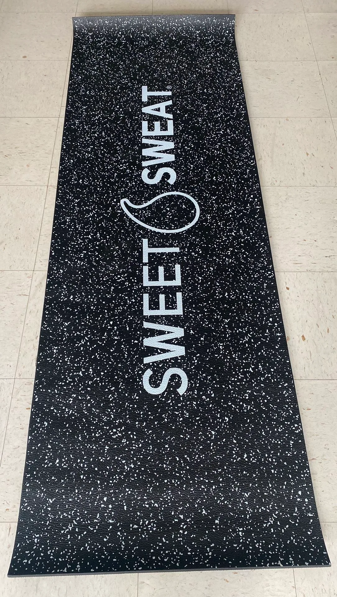 Sweet Swear Reversible Thick Yoga Mat. 6x2ft, 6mm Thick. image indicator(3)