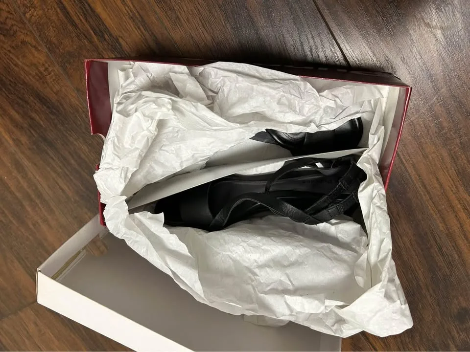 Hush Puppies - Bandy Qrt Strap Black Leather image indicator(2)